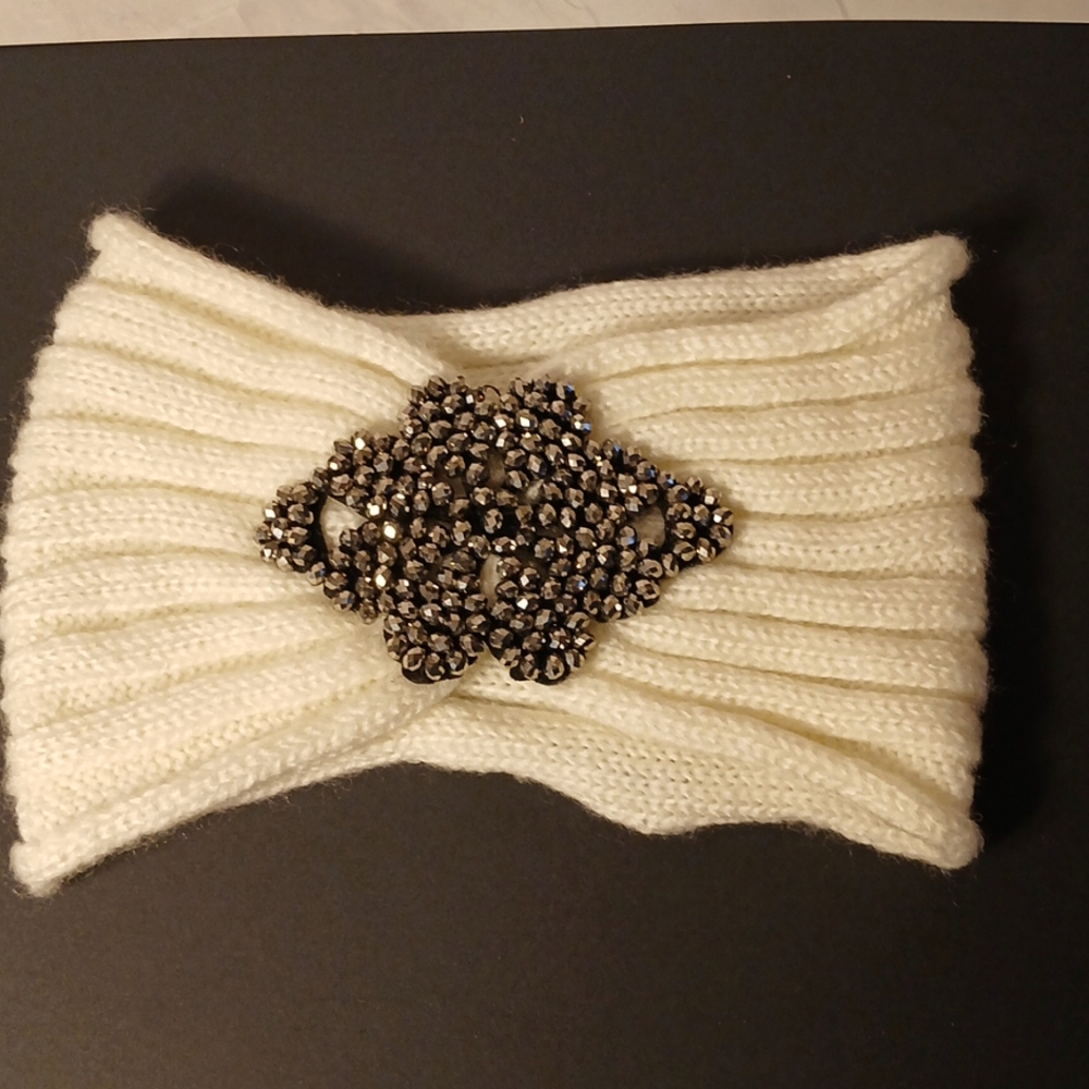 NEW HEADBAND EARMUFFS IVORY GREY BEADS
